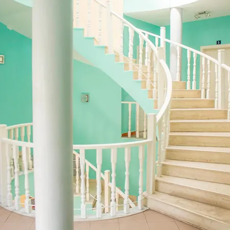 אכסניה The Golden Rooster *